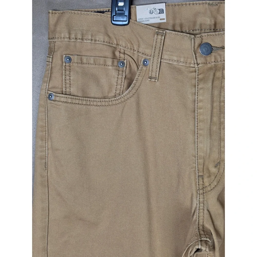 Levis 514 Straight Fit Mens Tan Khaki Pants 33x32 NWT
